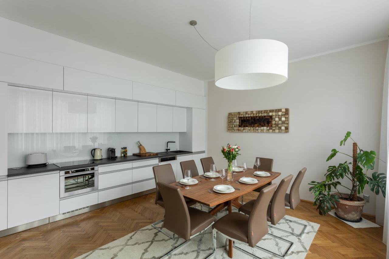 Deluxe Apartment In Old Town By Prague Days Zewnętrze zdjęcie